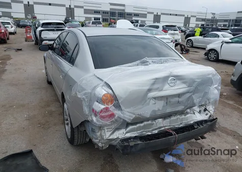 2003 Nissan Altima 2.5 S z USA, uszkodzony, nr VIN 1N4AL11D03C185419